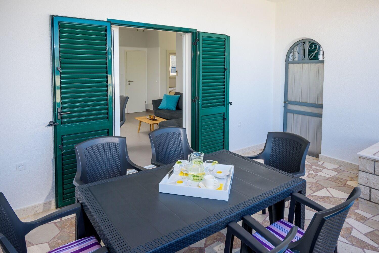 Apartments Bisernica-With Pool Ražanj Eksteriør billede