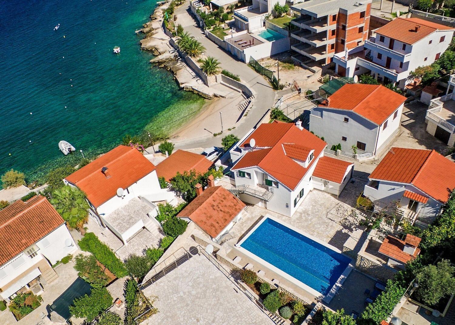 Apartments Bisernica-With Pool Ražanj Eksteriør billede